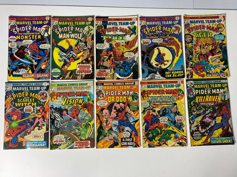 Vintage Marvel Team Up comic books