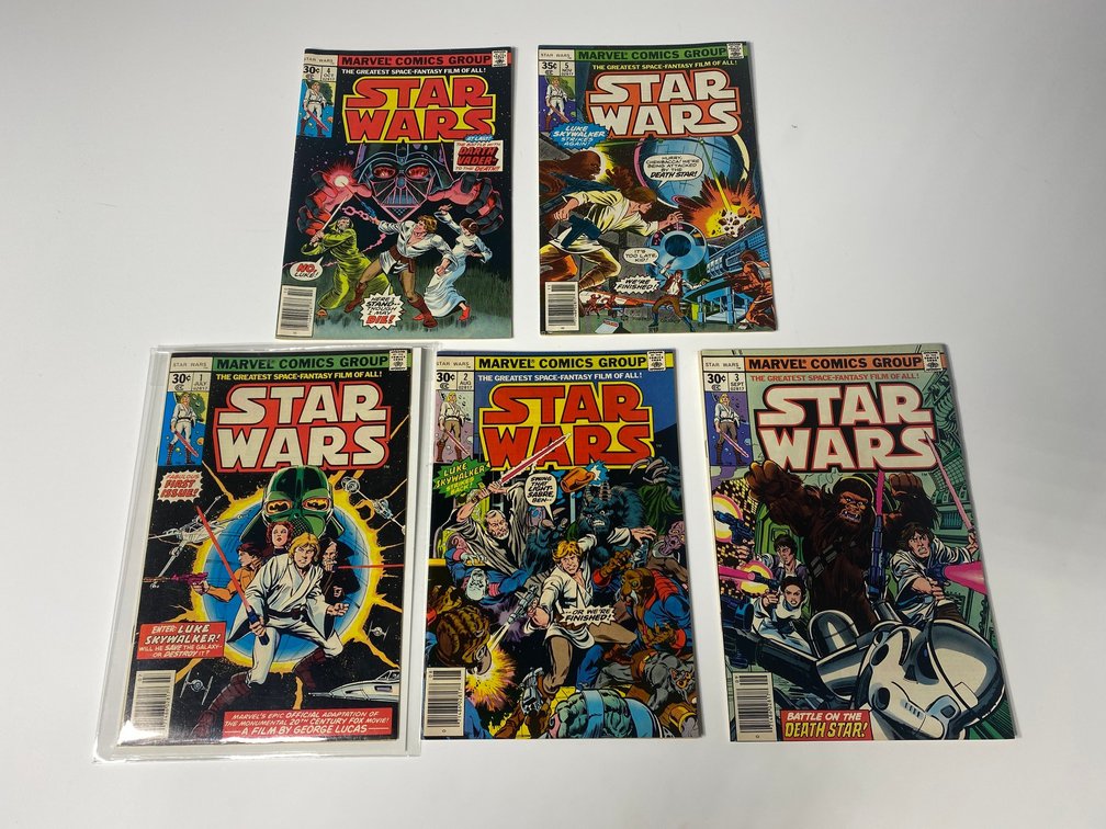 Vintage Star Wars Marvel comic books