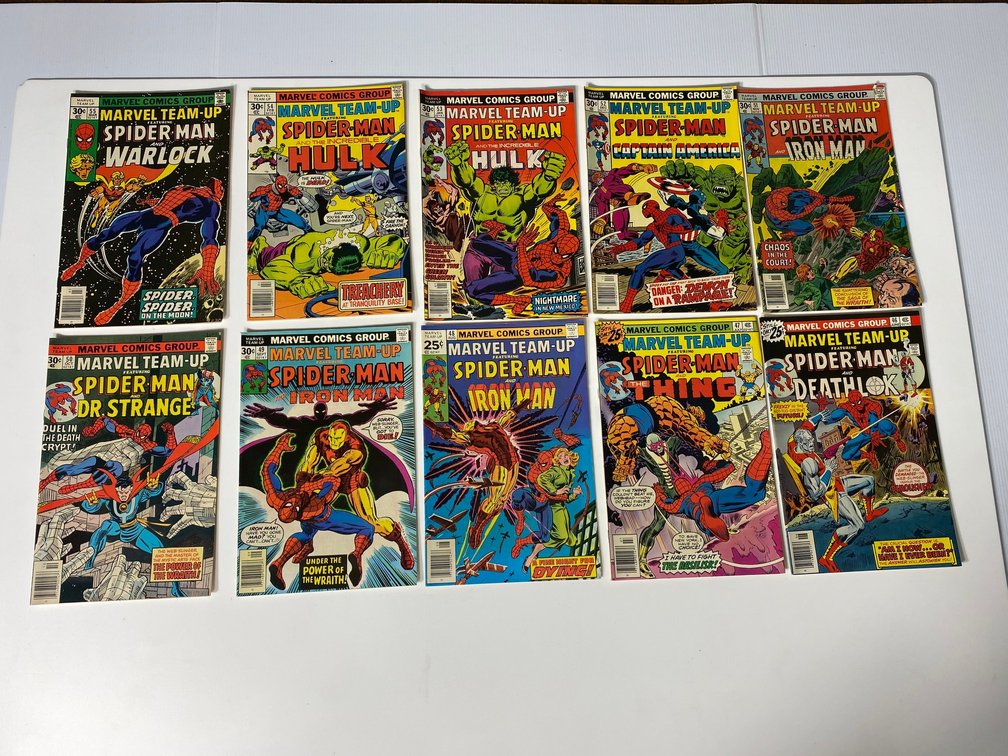 Vintage Marvel Team Up comic books