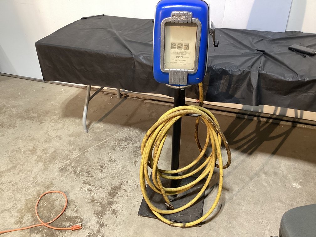 Service Station Tire Inflater