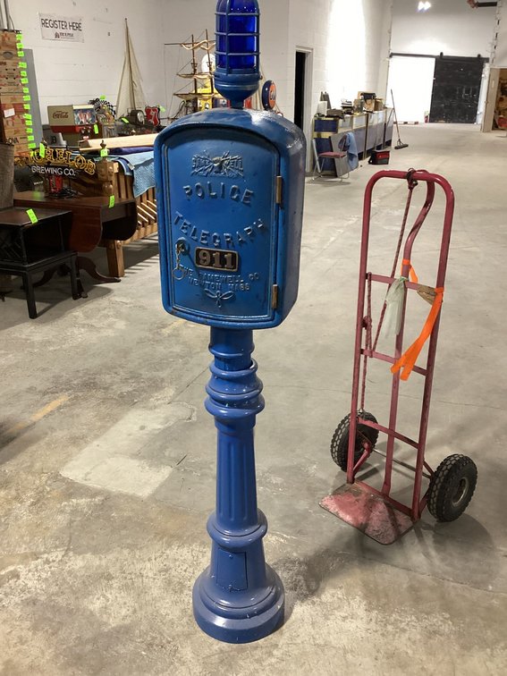 Commemorative 1920 Style Blue Police Call Box with Key