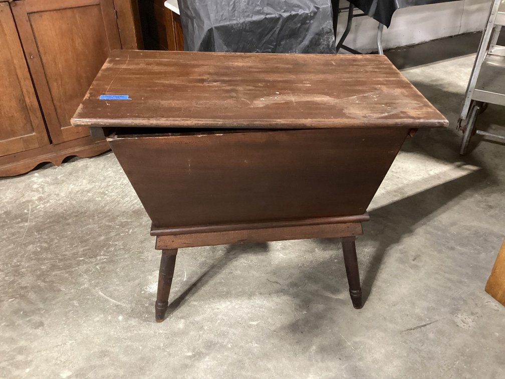 Antique Dough Box with Removeable Lid
