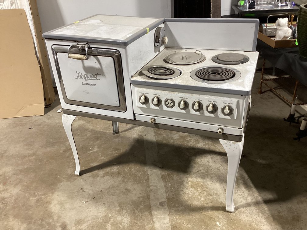 Vintage Porcelain Hot Point Gas Stove