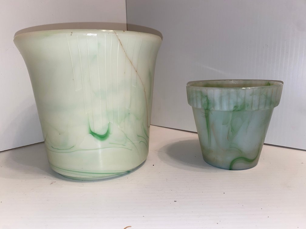 Vintage green swirl slag glass flower pot