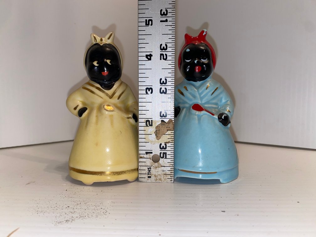 Vintage black Americana Mammy salt shakers