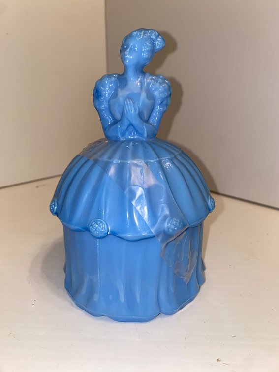 Akro ladies' powder box in blue