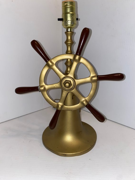 Brass-like nautical lamp