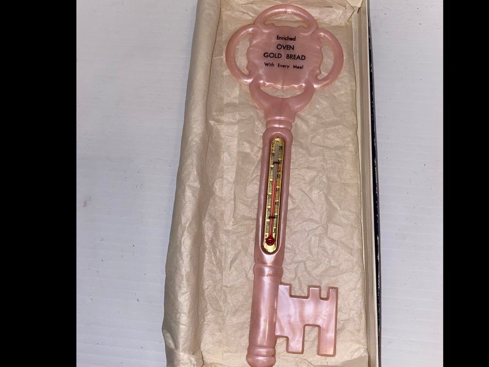 Antique advertising thermometer-Enriched Oven Gold Bread