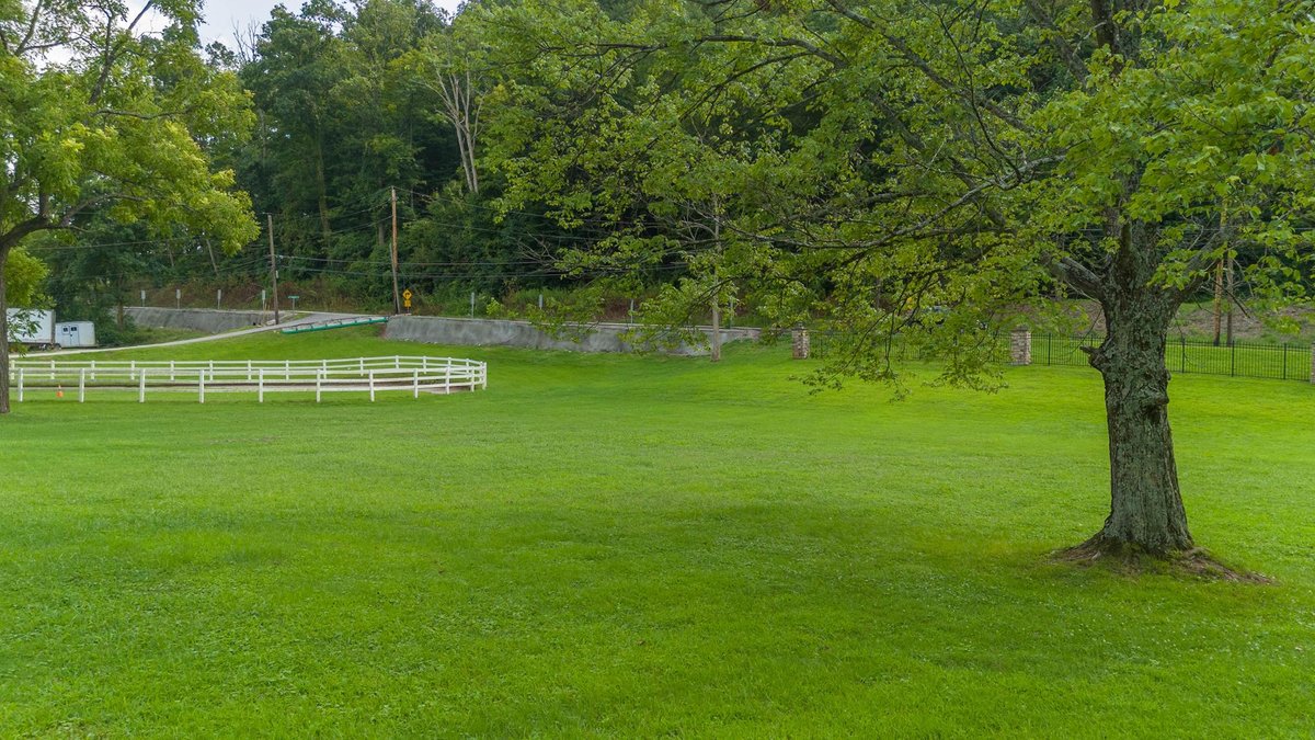 Image for Incredible 5 Bedroom Brick Home on 3.55 Acres in Cross Lanes