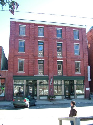 Image for 3,960 +/- Sqft Retail Storefront in Thomas