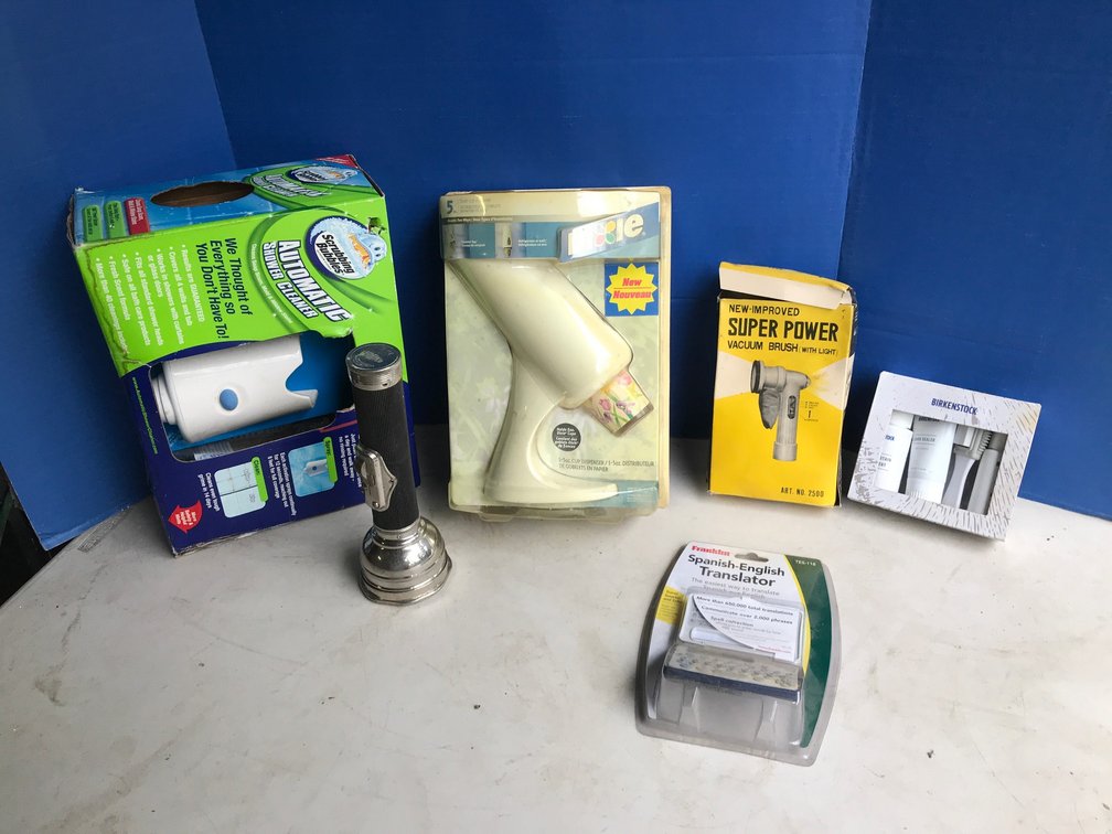 Dixie Cup Dispenser, Shower cleaner, Flashlight, Misc.