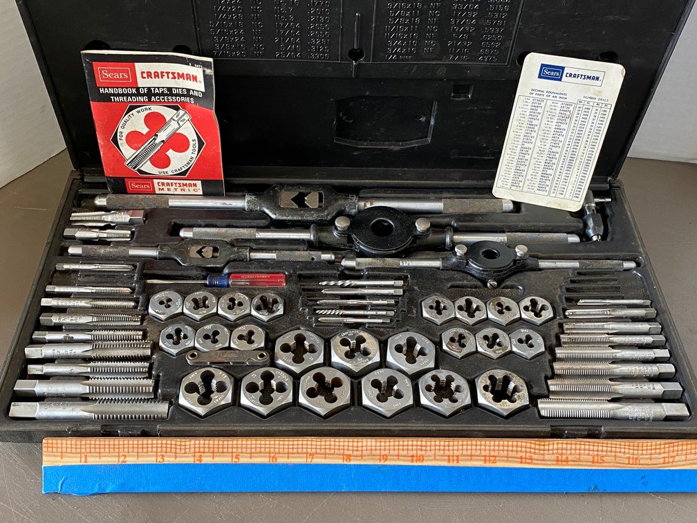 Craftsman Metric Tap and Die Set