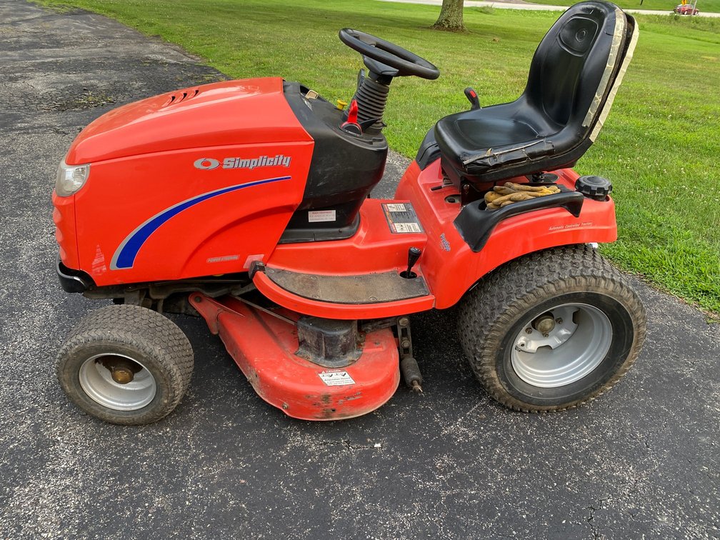 Simplicity Model 2690254 Hydrostatic Garden Tractor