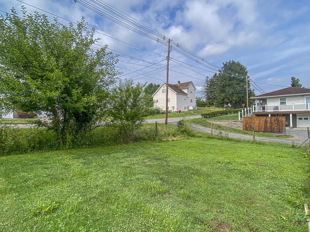 Image for 2 Story Home on Double Corner Lot in Star City