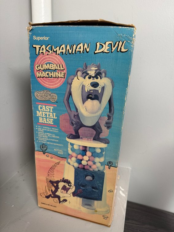 1989 Superior toy Looney Tunes Tasmanian Devil gumball machine