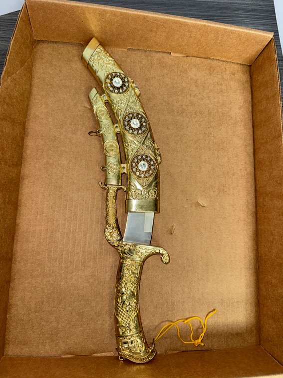 Decorative gold plated Scimitar knife or dagger