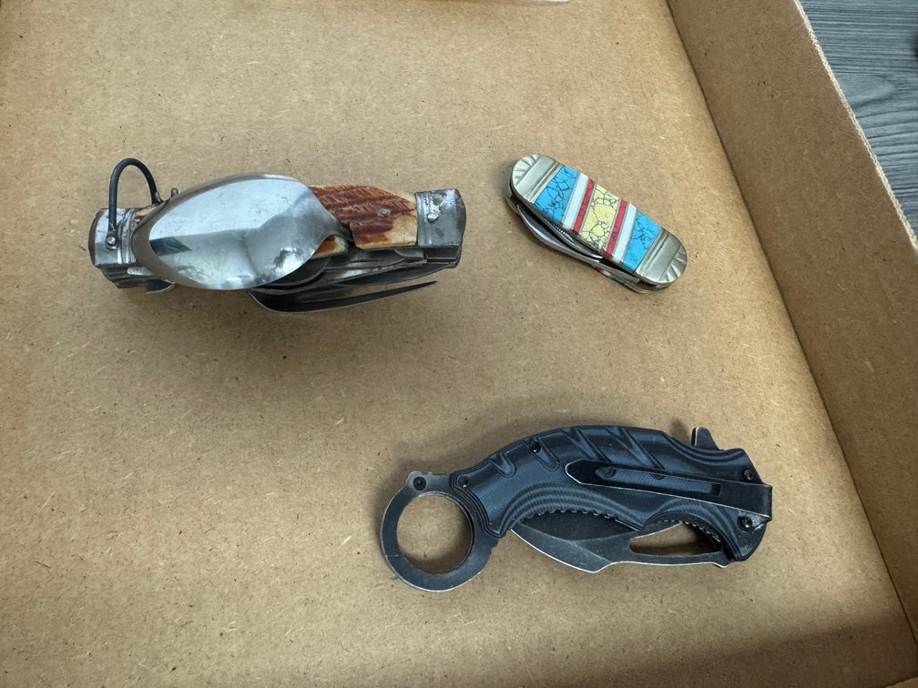 Assorted Knives