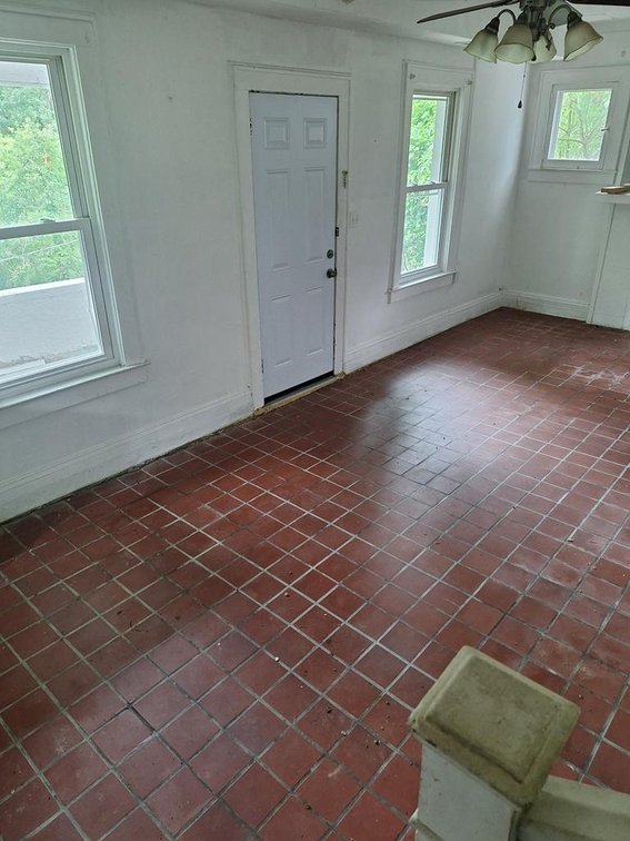 Image for Charleston 3 Bedroom Selling to the Highest Bidder