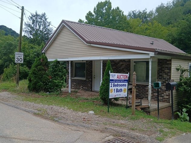 Image for 2 Bedroom Project Home on a Double Lot in Charleston