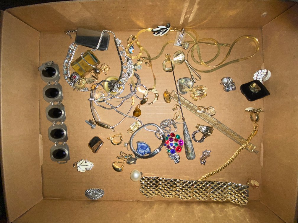 Flat of costume jewelry-bracelets