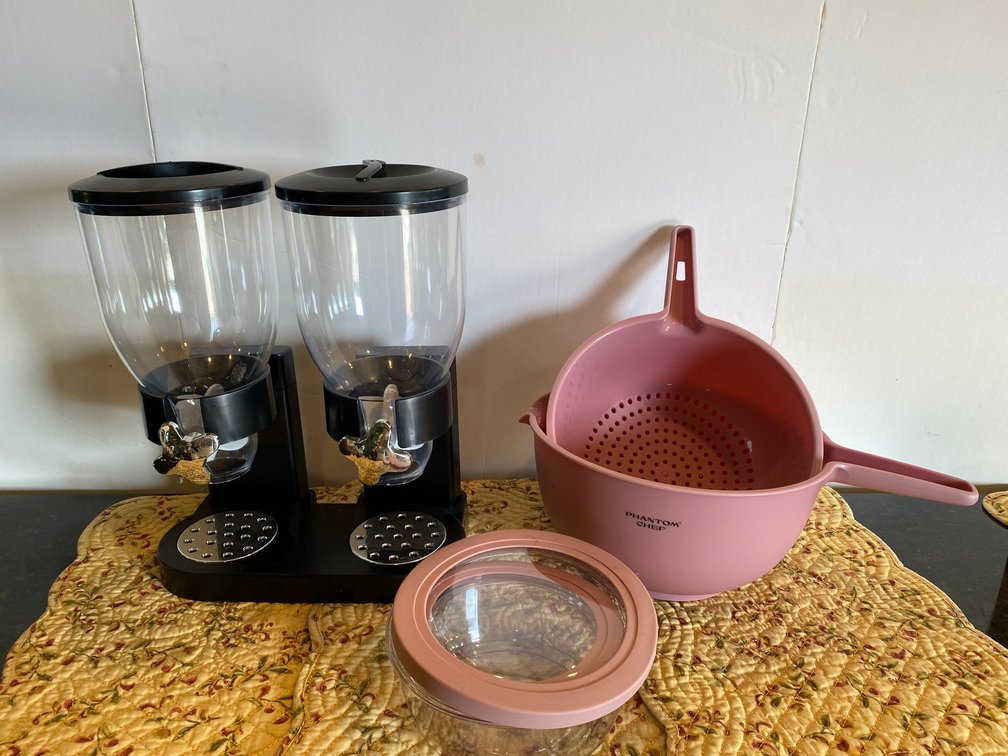 Double Cereal Dispenser, Colander and bowl set