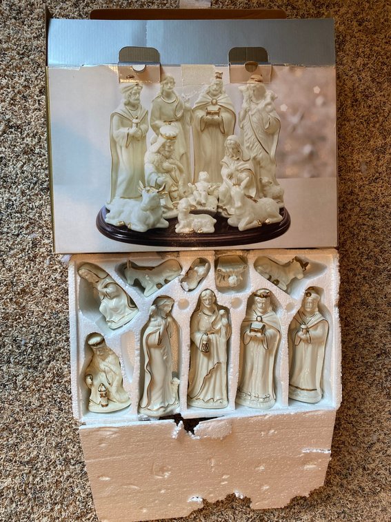 JC Penney Home Collection porcelain nativity set with gold accents