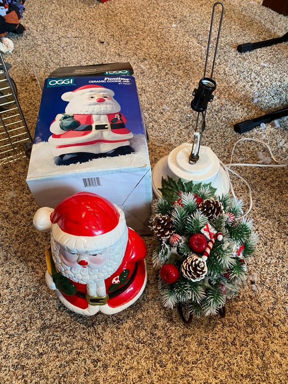 Santa cookie jar, Christmas lamp, peppermint sleigh
