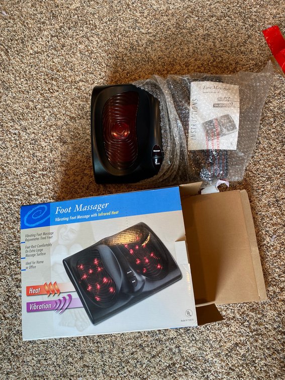 Foot massager with infrared heat