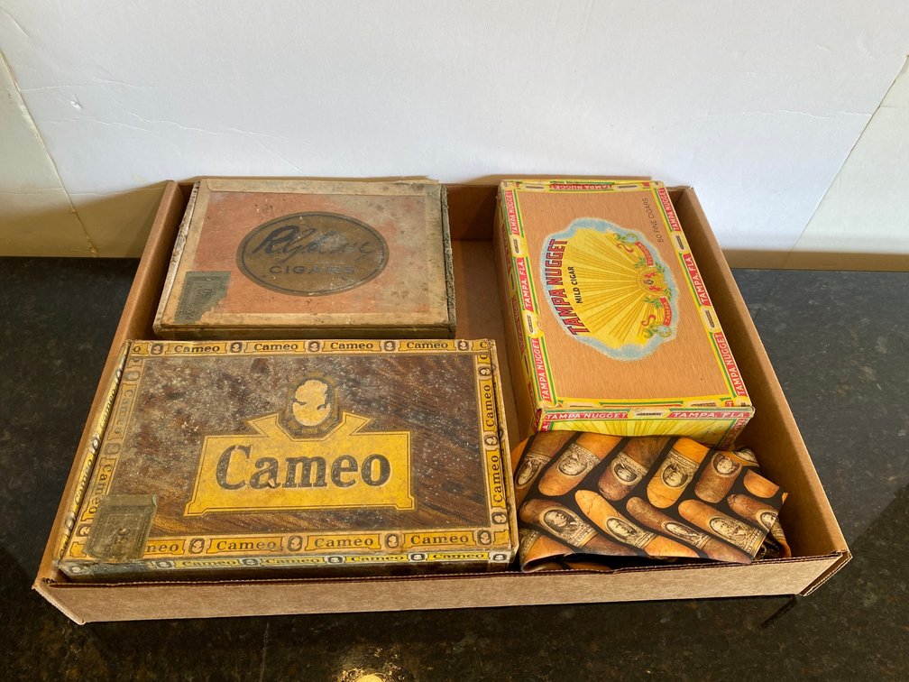 Cigar boxes