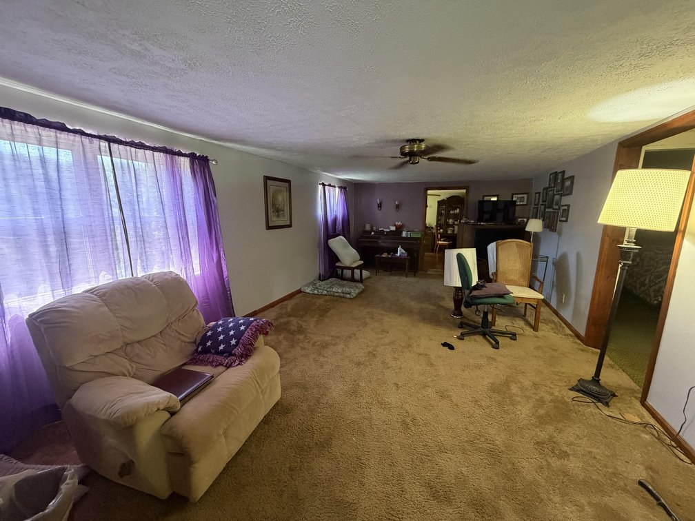 Image for 3 Bedroom on a Large Lot in Charleston Selling to the Highest Bidder
