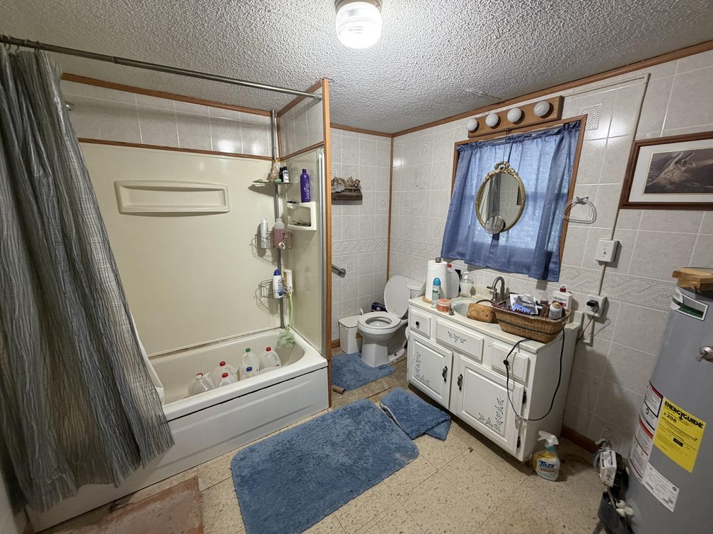 Image for 3 Bedroom on a Large Lot in Charleston Selling to the Highest Bidder