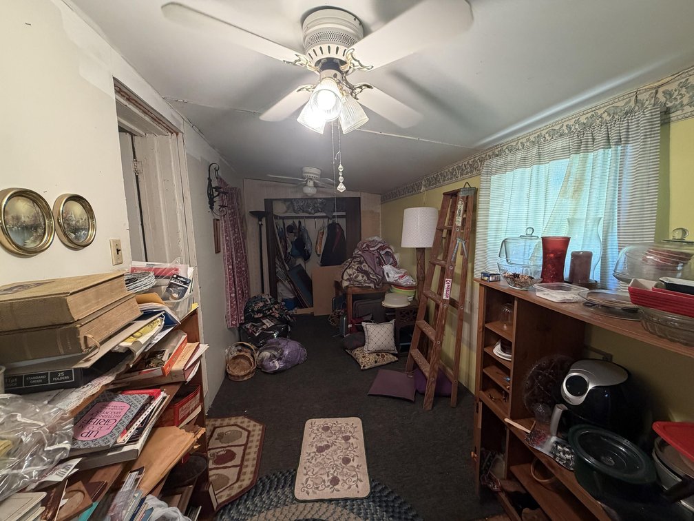 Image for 3 Bedroom on a Large Lot in Charleston Selling to the Highest Bidder