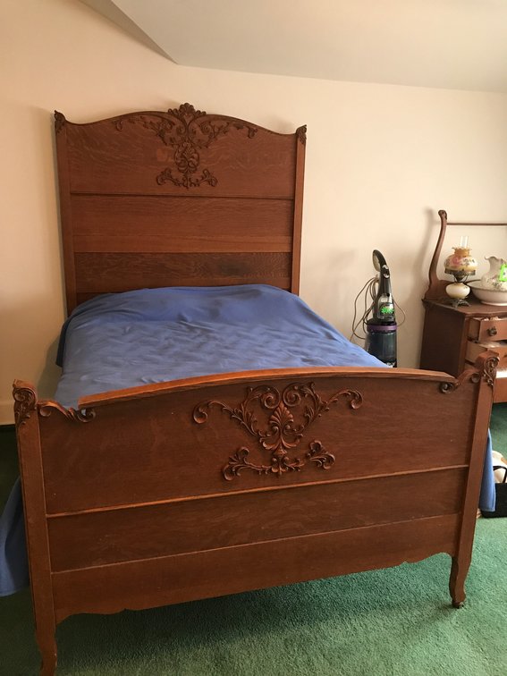 High back bed