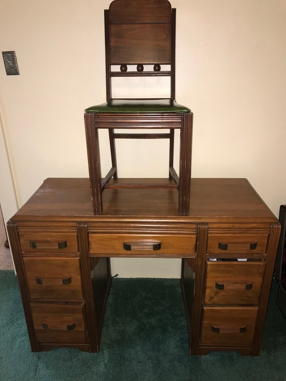 Kneehole desk with chair