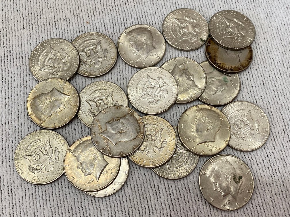 20-Kennedy Half Dollars 1965-1969