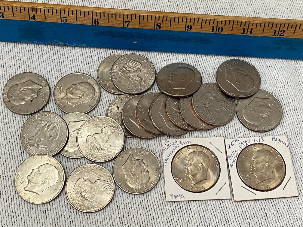 22 Eisenhower Dollars 1971 and Up