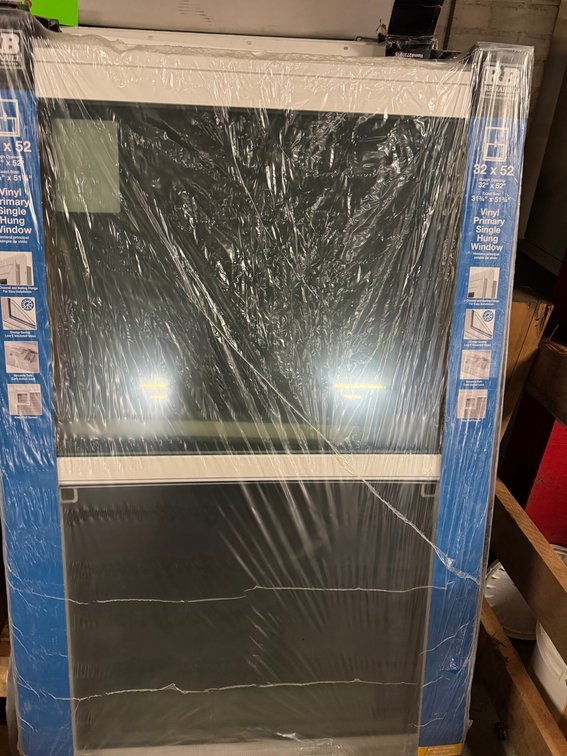 Vinyl single hung window