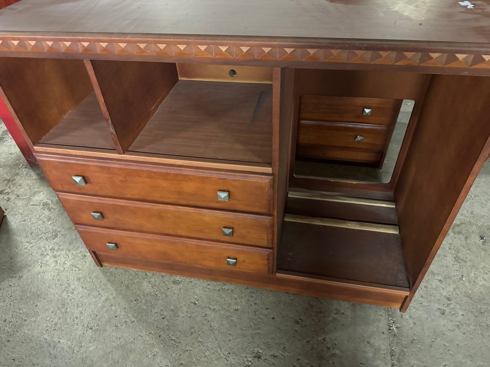 Wooden 3 drawer TV stand