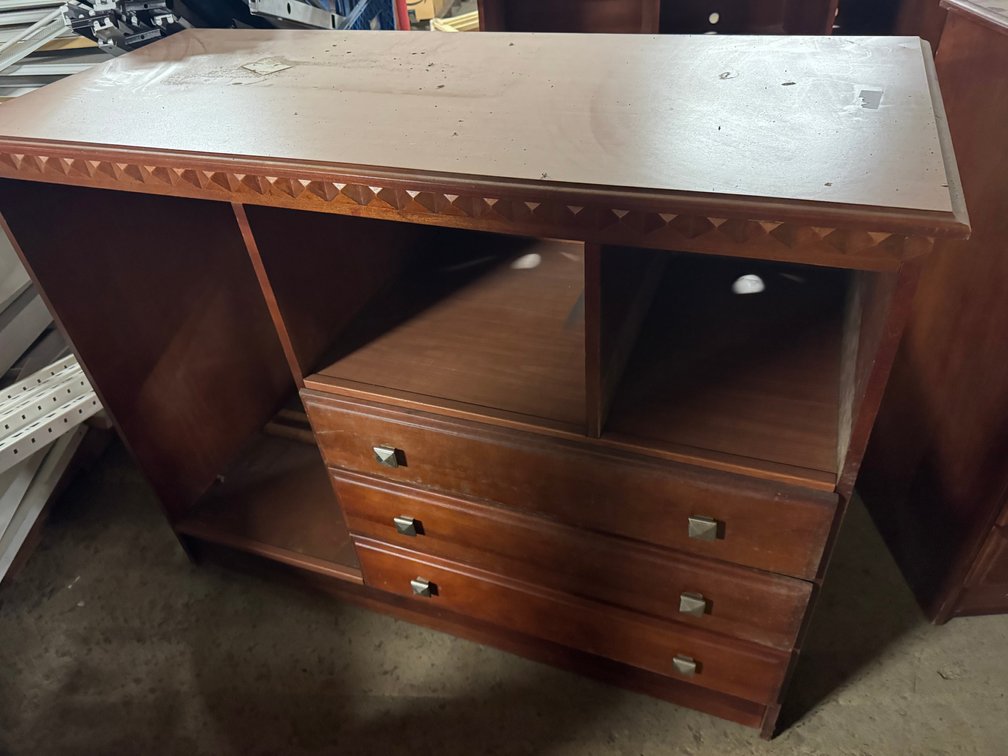 Wooden 3 drawer TV stand
