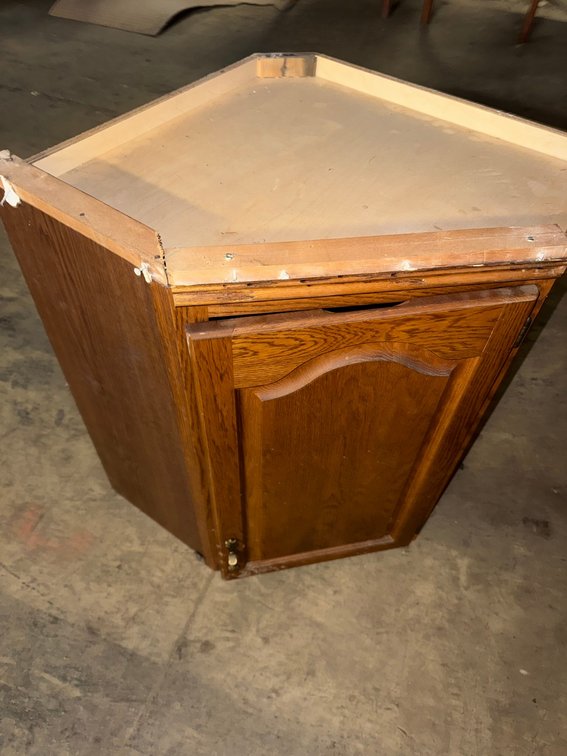 1 Door wooden cabinet