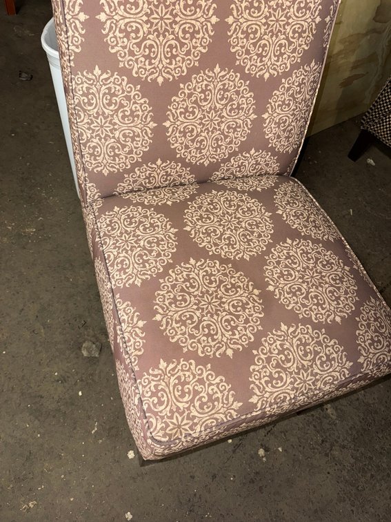 Cushioned chair