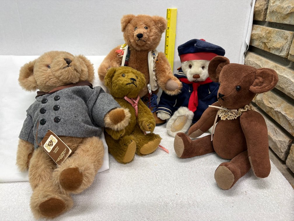 Nesbit Other Artist Teddy Bears