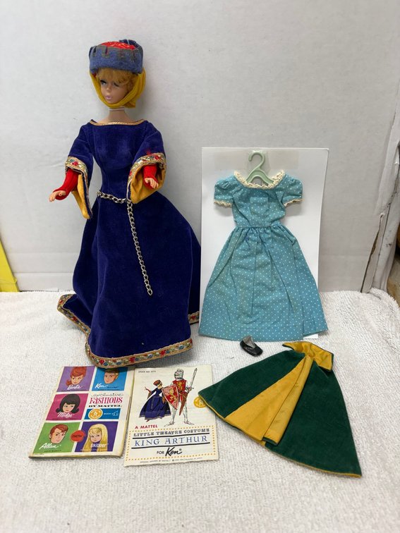 Bubble Cut Barbie in Guinevere