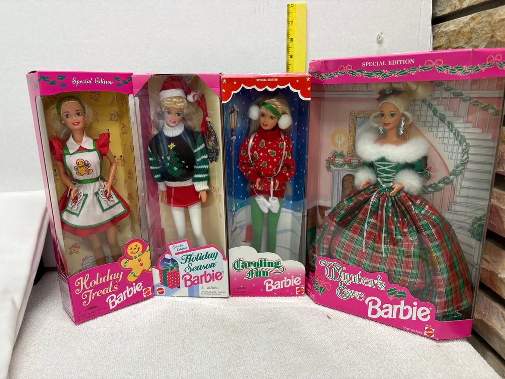 4-Christmas Theme Boxed Barbies
