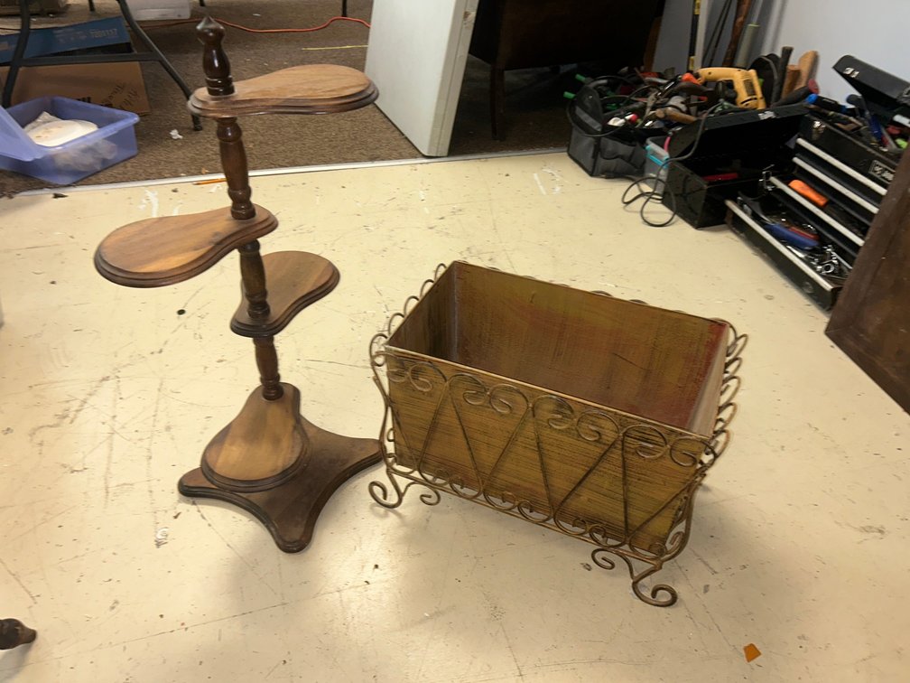 Metal planter and wooden 4 tier plant stand