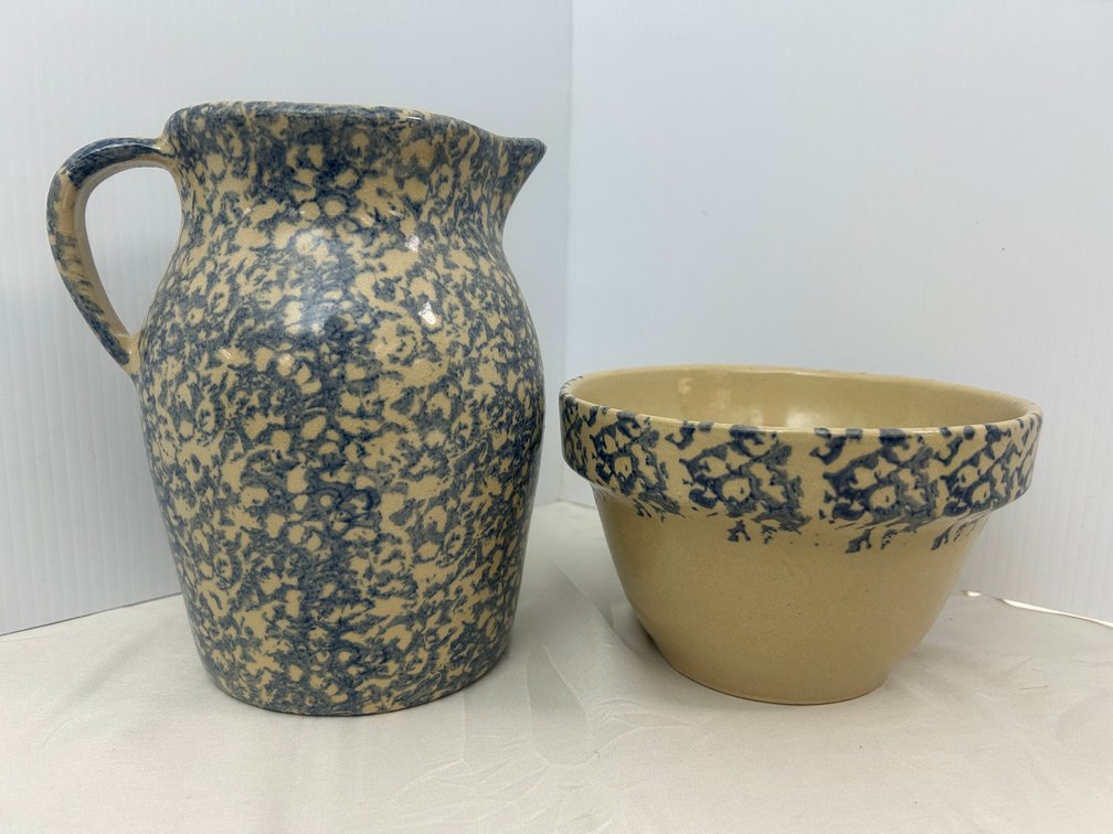 Roseville spongeware pitcher and bowl