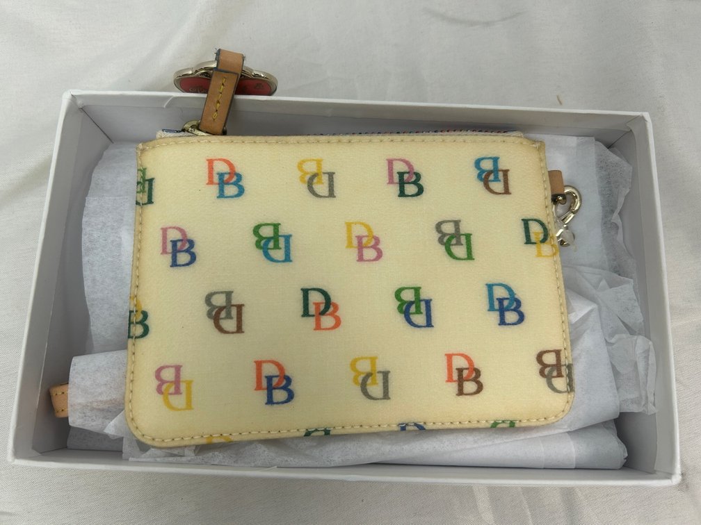 Dooney & Bourke ladies' wallet