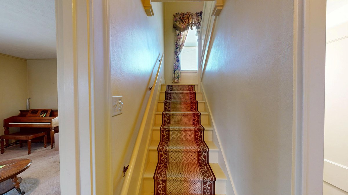 Image for Well-Maintained 4 Bedroom Cape Cod in Waynesburg