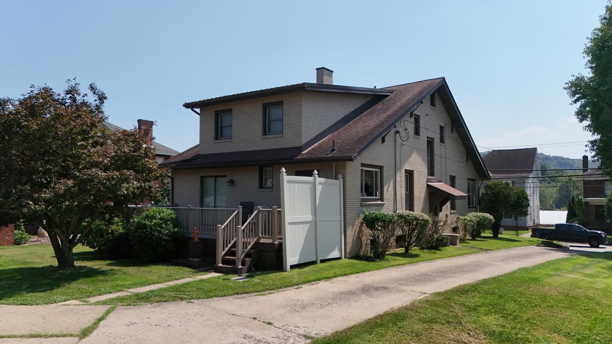 Image for Well-Maintained 4 Bedroom Cape Cod in Waynesburg