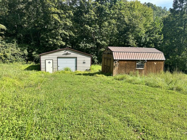 Image for 4 Bedroom on 2.77 Acres in Roane County
